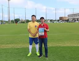 状态不佳！爱德华兹11中3得到15分5失误